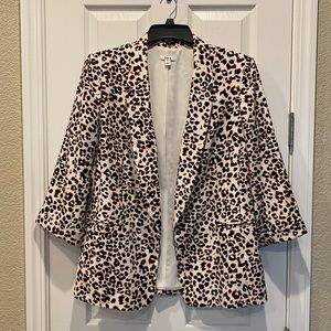 Women’s XL animal print blazer
